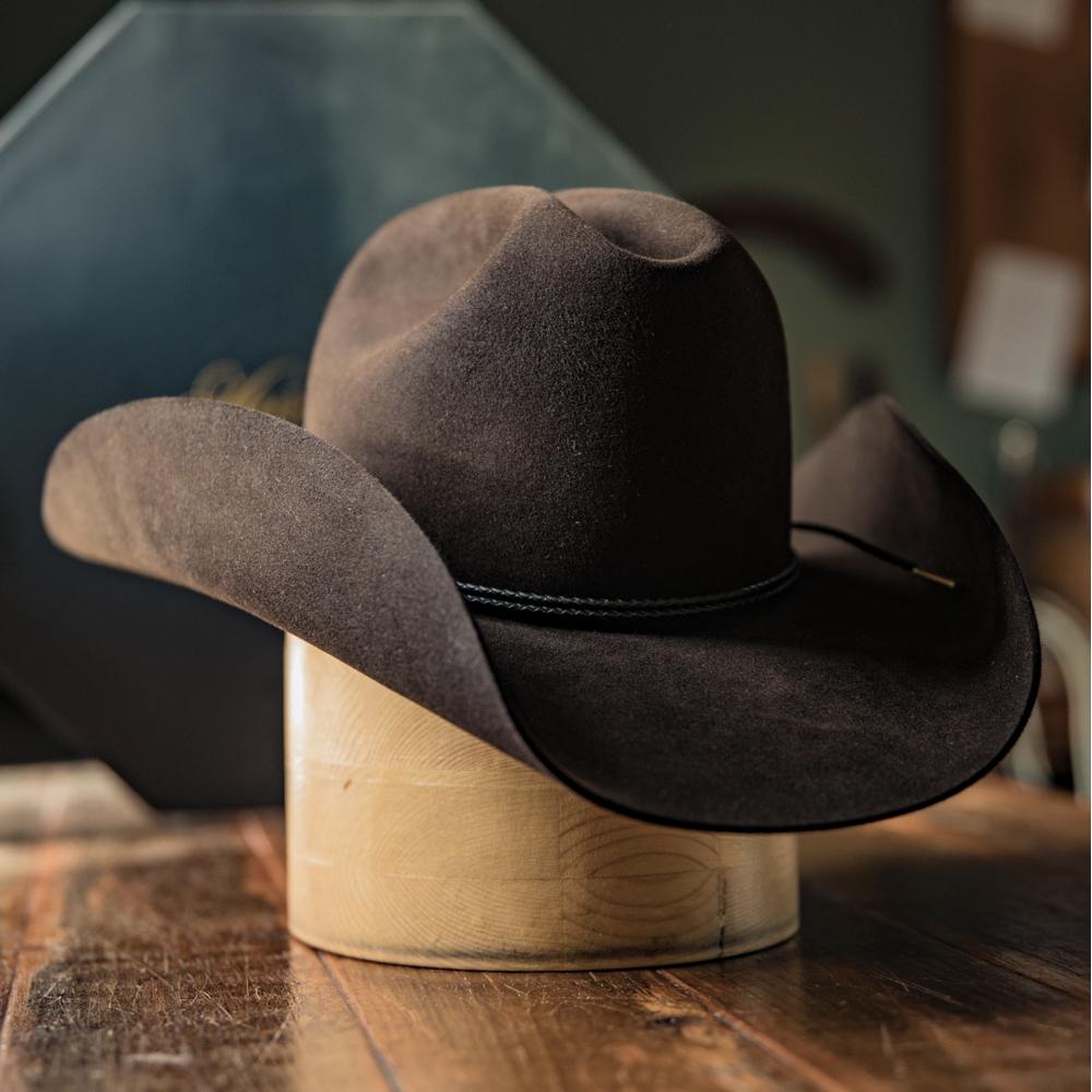 Classic Rustic Rodeo Hat - Image 2