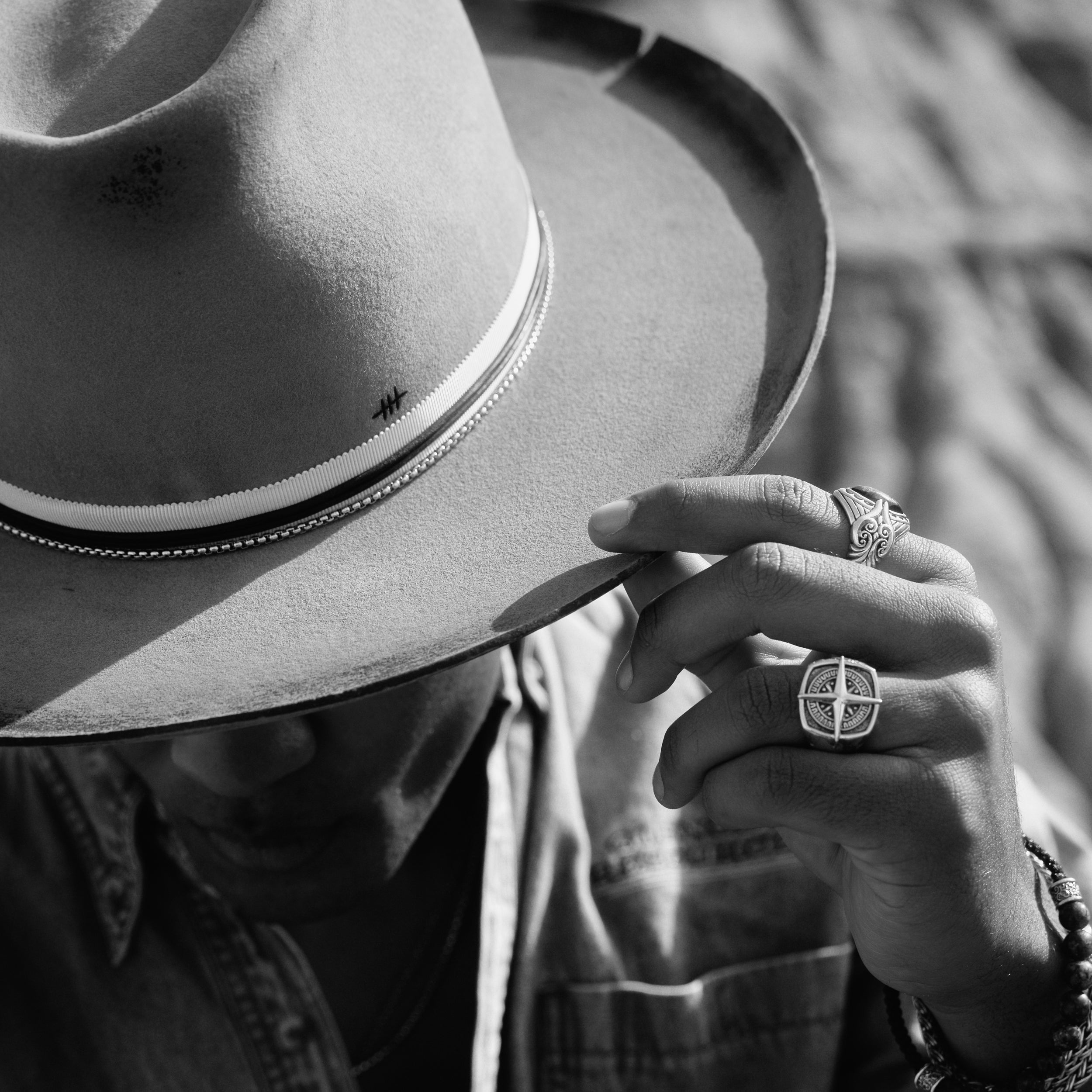 Distressed Fedora-Effortlessly Stylish - Image 6