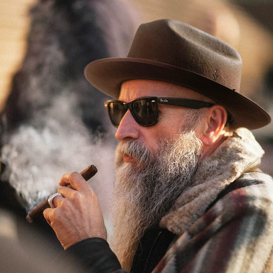 Distressed Finish Arrow Sign Felt Fedora Hat - Image 5