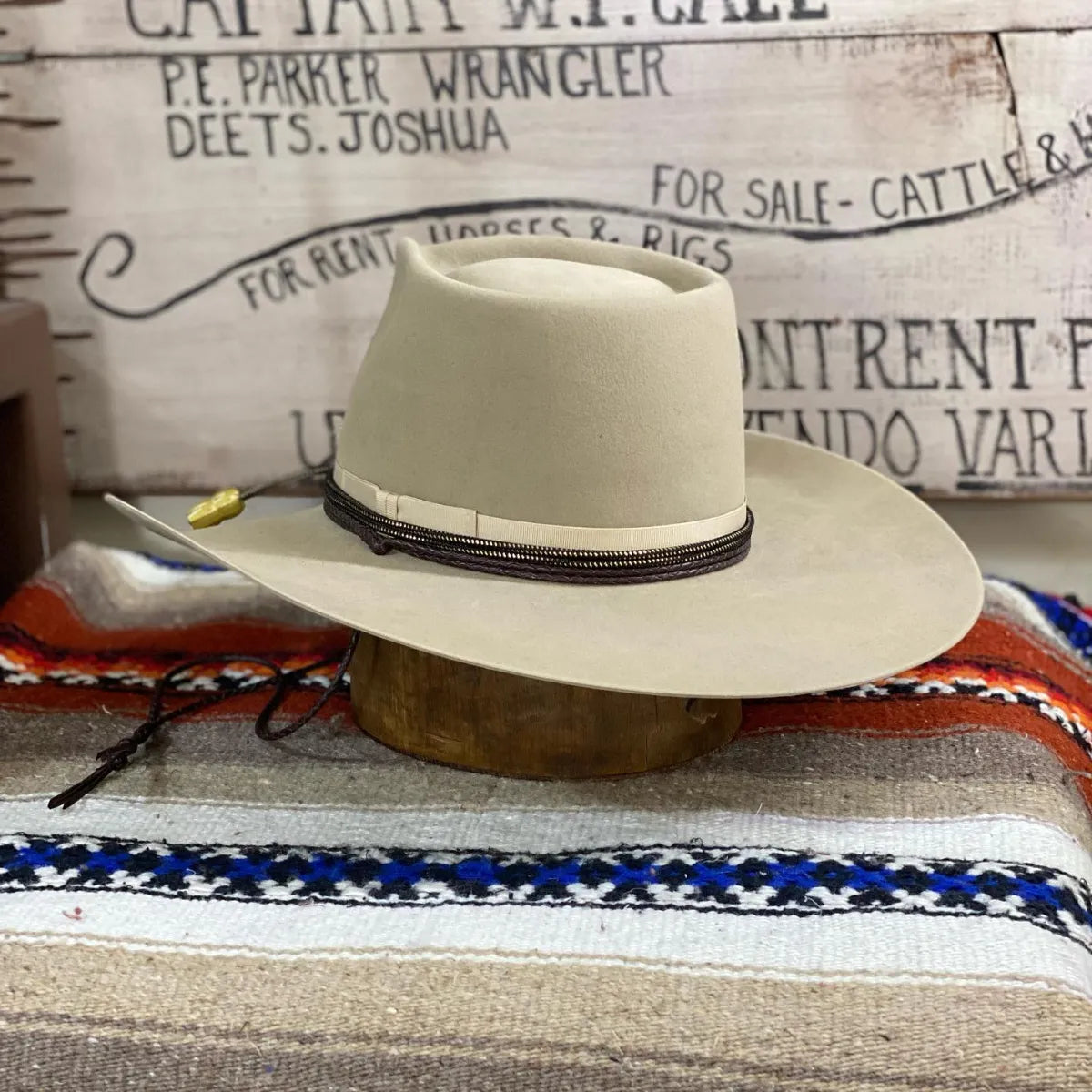 John Wayne The Cowboy Hat Replica - Image 3