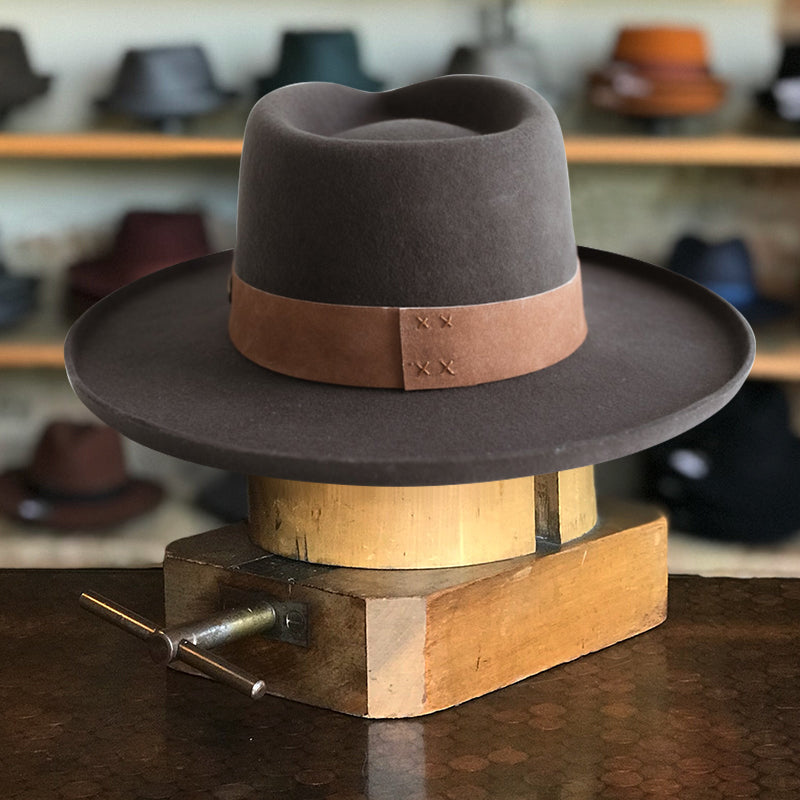 Old-World City Lights Felt Fedora - Image 3